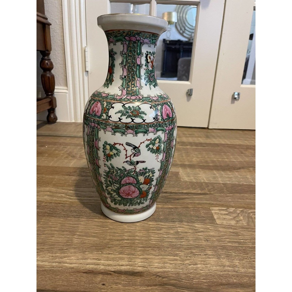 Chinese Hand Painted Famille Rose Vase Nian Qian Zhilong Marking Grandmillenial